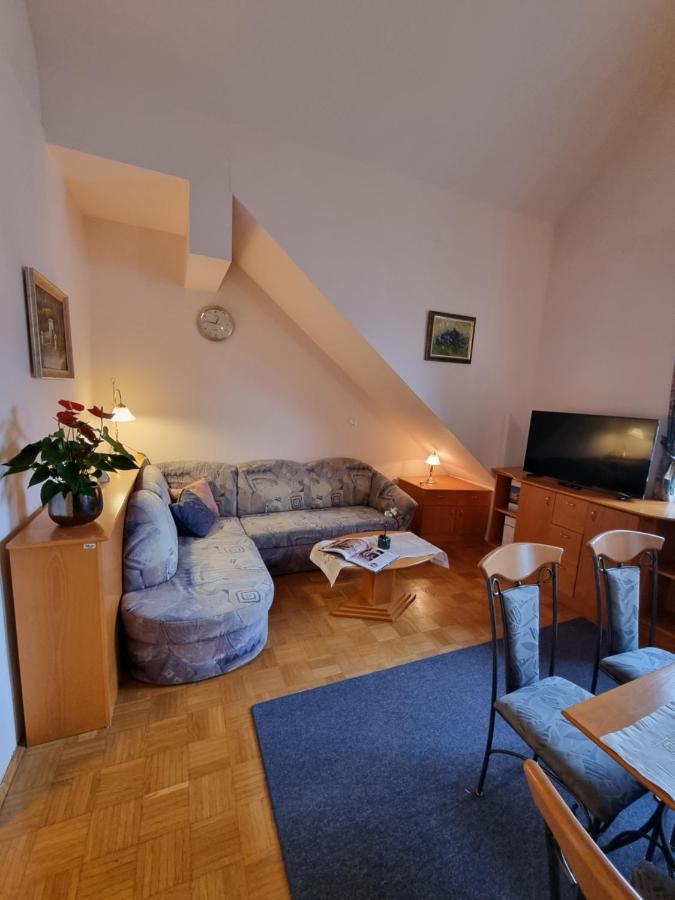 Apartma Vrtnica, Vila Golf โรกัชกา สลาทินา ภายนอก รูปภาพ