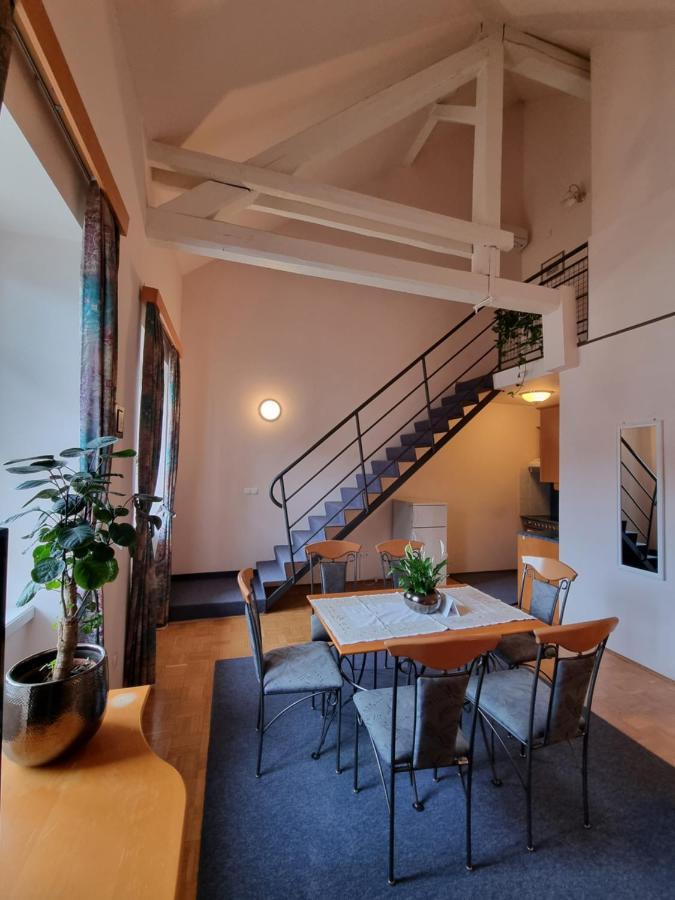 Apartma Vrtnica, Vila Golf โรกัชกา สลาทินา ภายนอก รูปภาพ